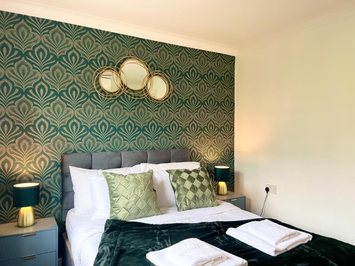 Last-minute Offers L Exclusive Deals On 2 Double Bedrooms - Weekly & Monthly - Sleeps 6 Lhofin Short Lets & Serviced Apartament